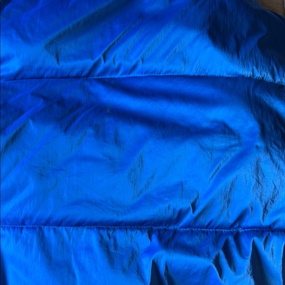 Girls GAP Blue Puffer Jacket with Hood and Quilted Design, Size S 8 - 9 years - Picture 3 of 4